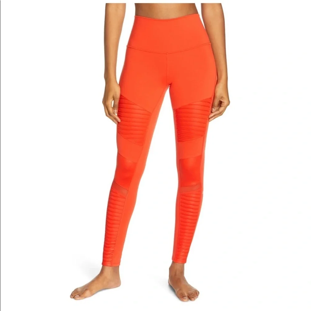 ALO Yoga Airbrush Moto High Waist 7/8 Leggings Cherry Red NWT